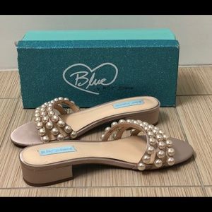 Betsy Johnson Nude sandals size 9.5